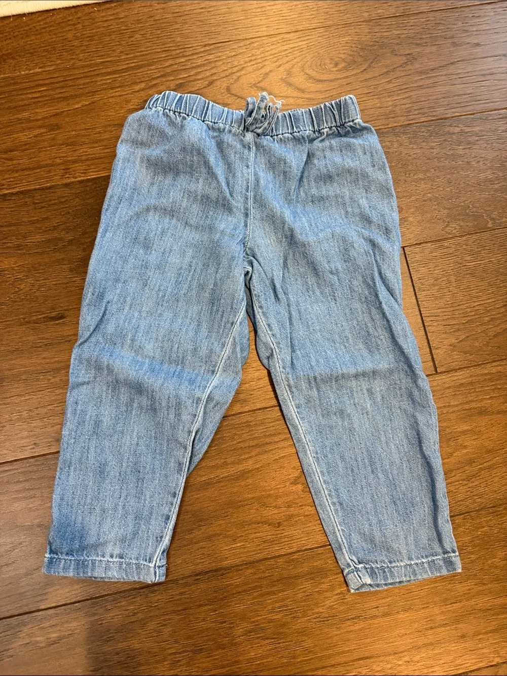 Old Navy Light Blue Denim Two-Piece Toddler Set Size 2T - C8-124